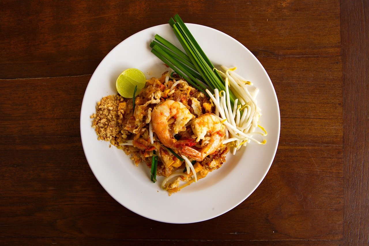 shrimp, noodles, vegetables